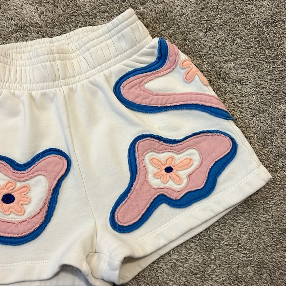 Nike Project U*phoria Embroidered Flower‎ Patch Shorts White Multicolor XS fun - Picture 7 of 15